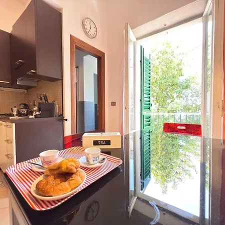 Homeby, Casa Spontini Florence