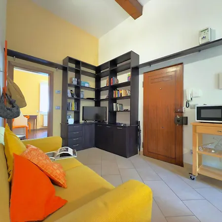 Homeby, Casa Spontini Apartment