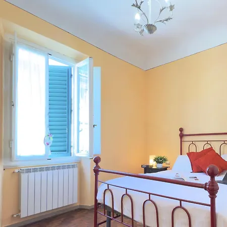 Homeby, Casa Spontini
